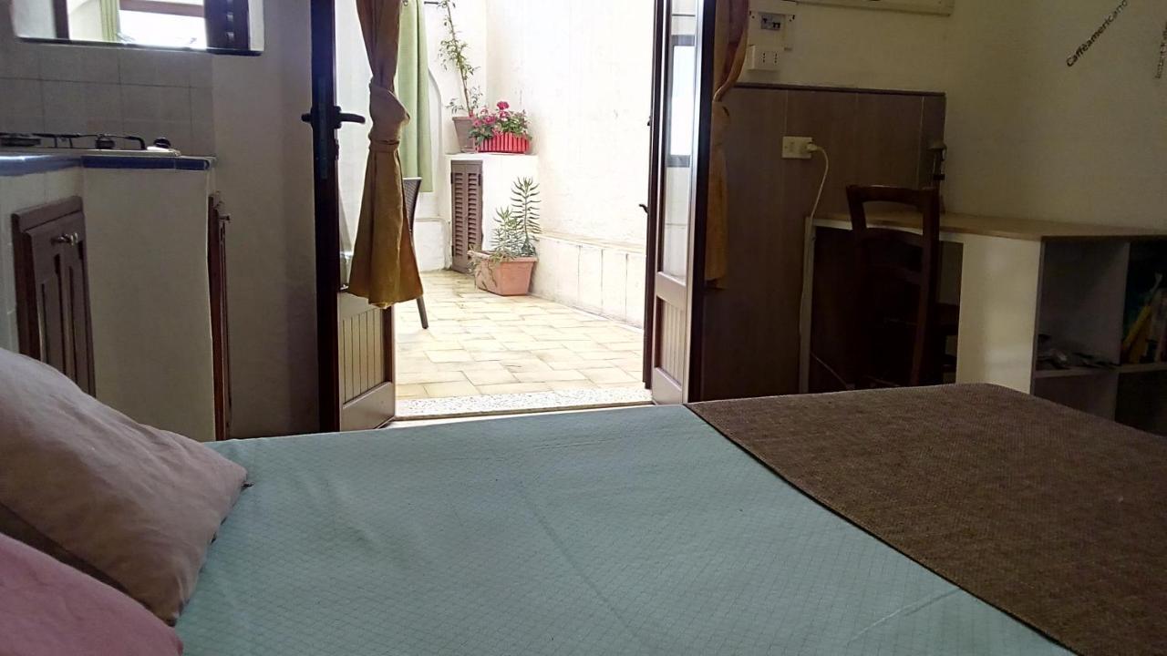 B&B Casa Frank Стромболі Екстер'єр фото